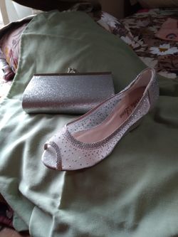 Shoe Silver Iridesant