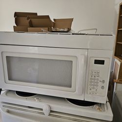 White over range microwave