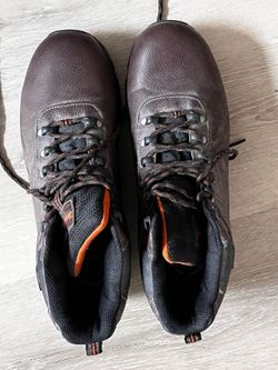 Men’s shoes