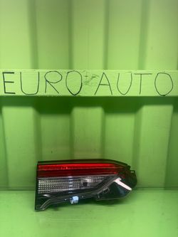 2019 2020 2021 2022 2023 2024 Toyota Rav4 Rav-4 Left Driver Side Inner Tail Light OEM 81590-0R06000