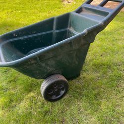 Garden wheel barrel