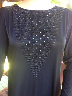 Abaya comes with the scarf