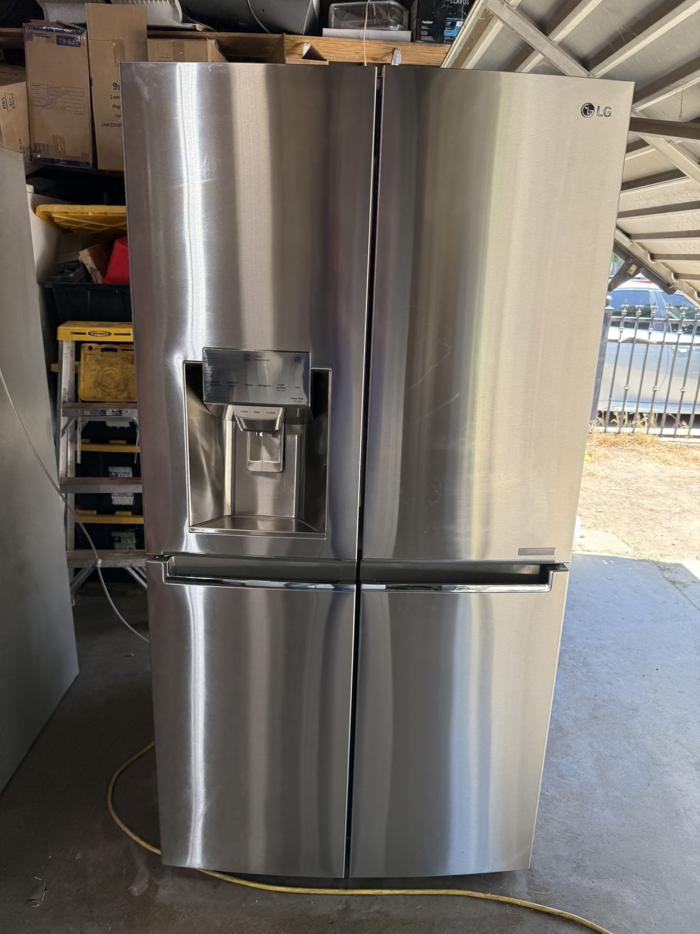 Like New Conditions Refrigerator LG Four Doors