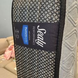 Seally Bed Mattress Queen Size  With Box Spring 