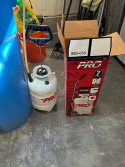 Garden sprayer
