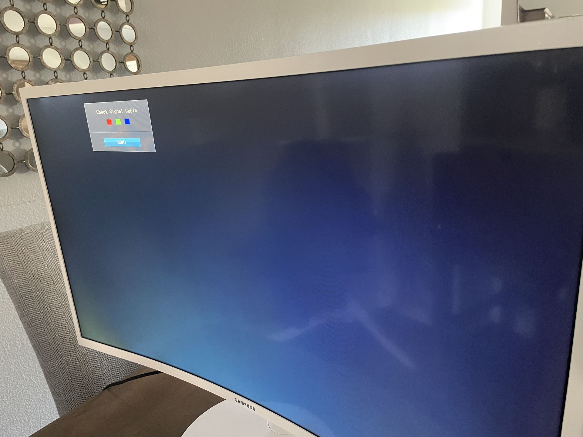 Samsung 32” Monitor Model C32F391FWN