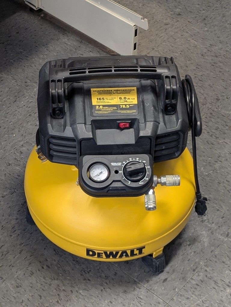 DeWalt 6 Gal Air Compressor