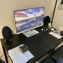 Desk Good Condition 43x26