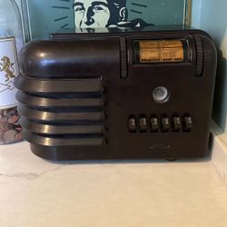 Montgomery ward Airline Radio 1940