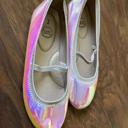 Girls Size 2 New Flats 