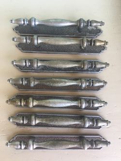 8 handles