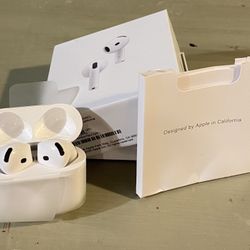 Apple AirPods Gen 4