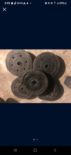 Standard Barbell/ 50 Lbs Standard Vinyl Weight Plates