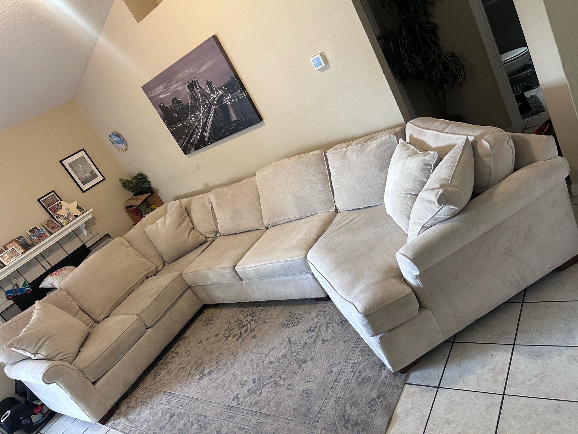 Free delivery large sectional couch