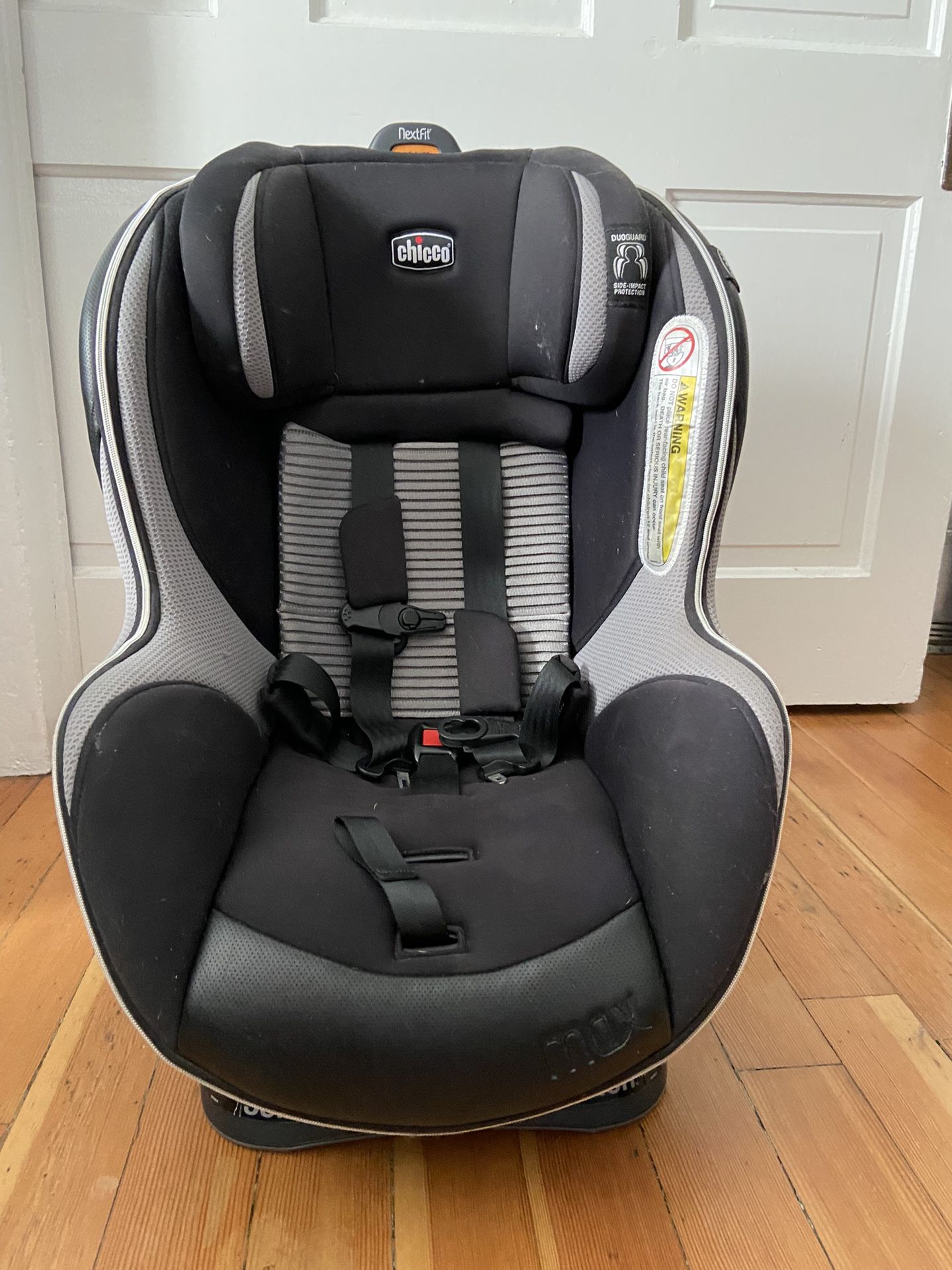 Chicco Nextfit Zip