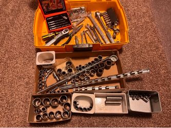 Tool Lot 100+ Pieces Wrench Socket