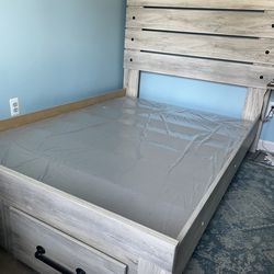 Full size bed frame + mattress