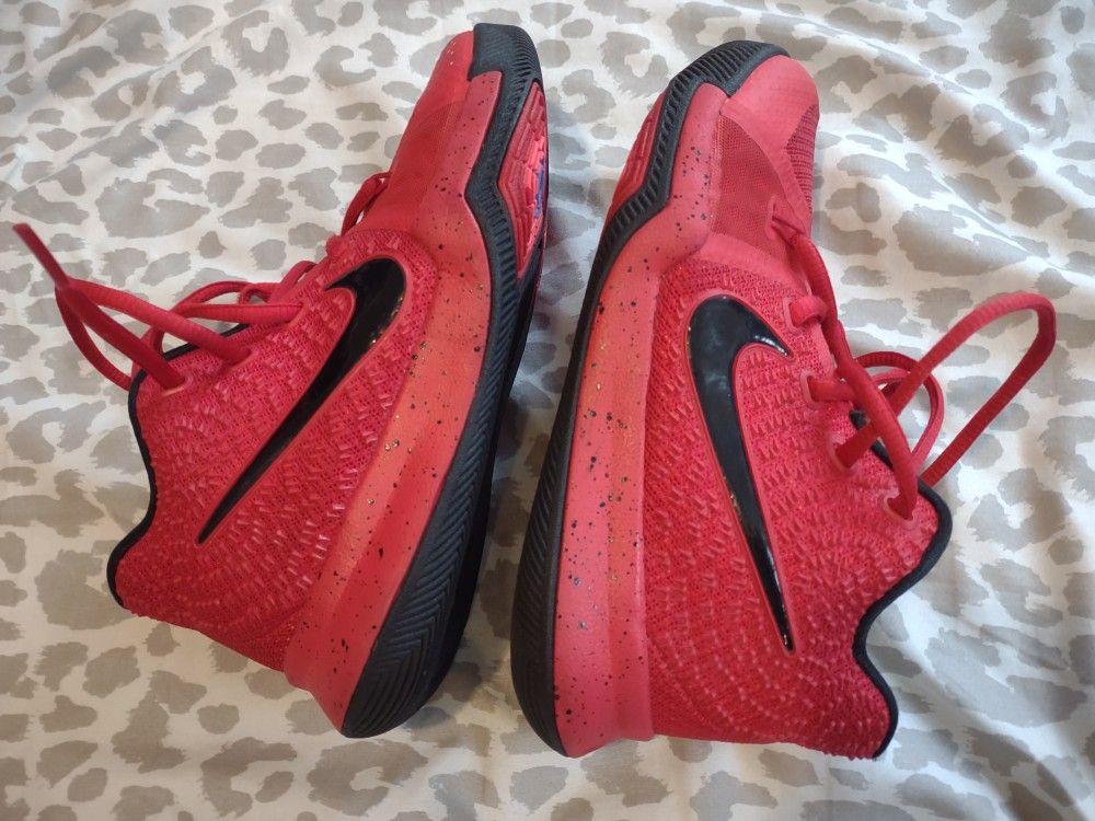 Children's 1Y Kyrie Irving Basketball π Shoes π