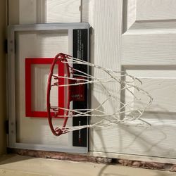 Small basketball hoop