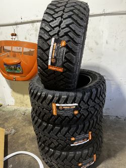 4 tires 35/12.50/22 RT