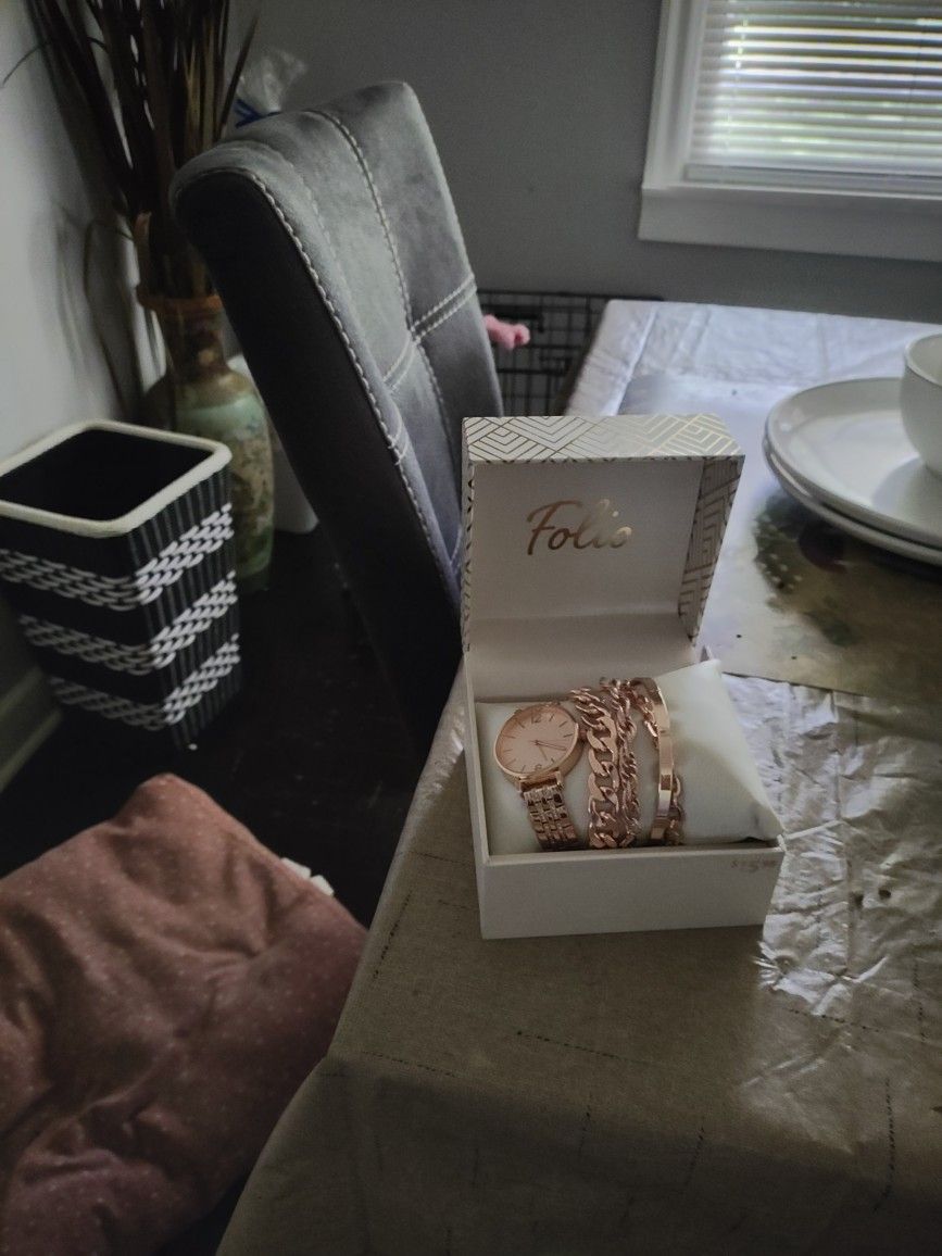 Watch Set