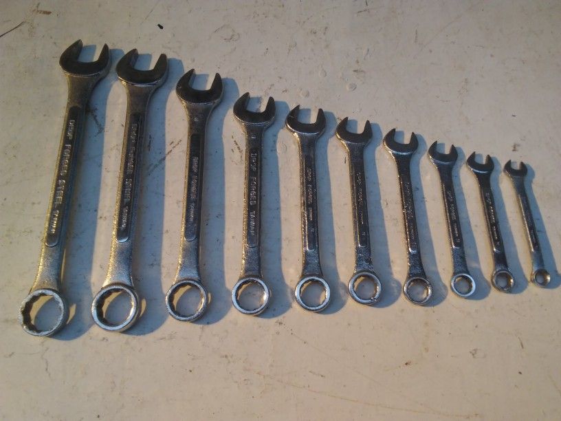 10 Piece SAE Wrench Set