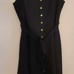 Black Sleeveless Women's Dress