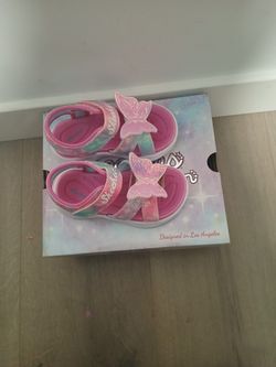 Toddler girls sandals Size 10