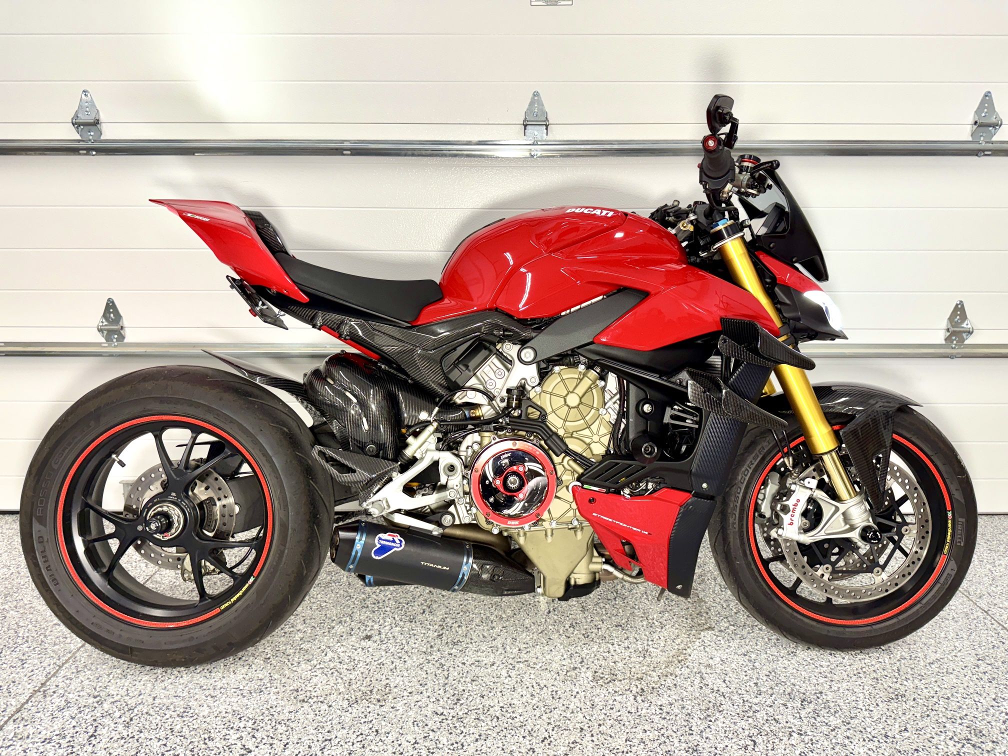 2021 Ducati Street fighter v4s