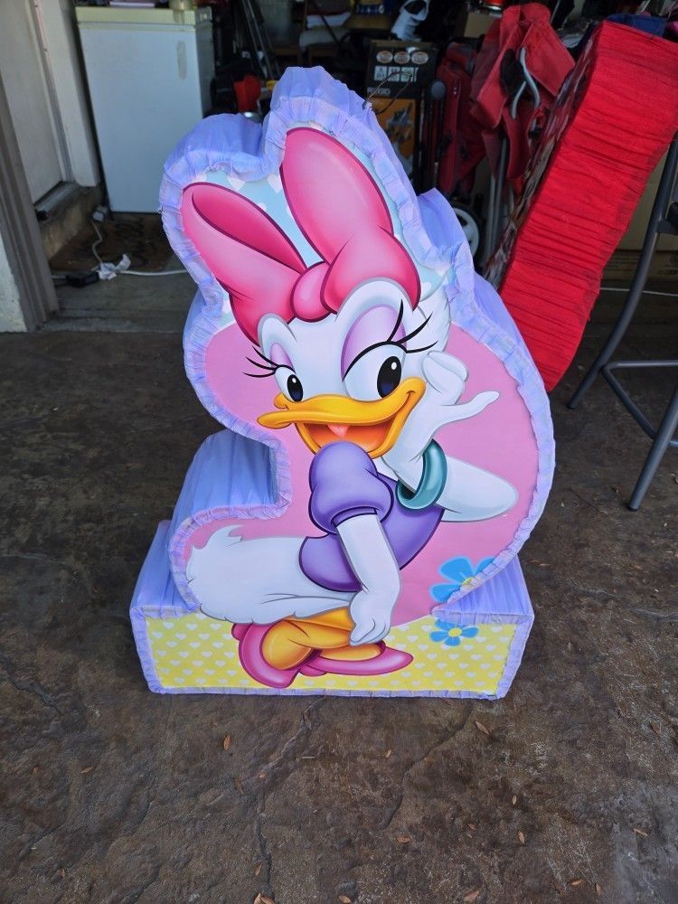 Daisy Duck Piñata