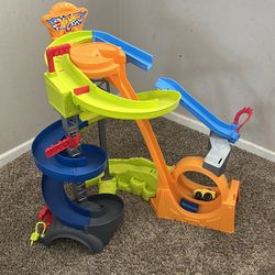 Hot wheels race track