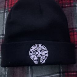 Black Chrome Heart Beanie 