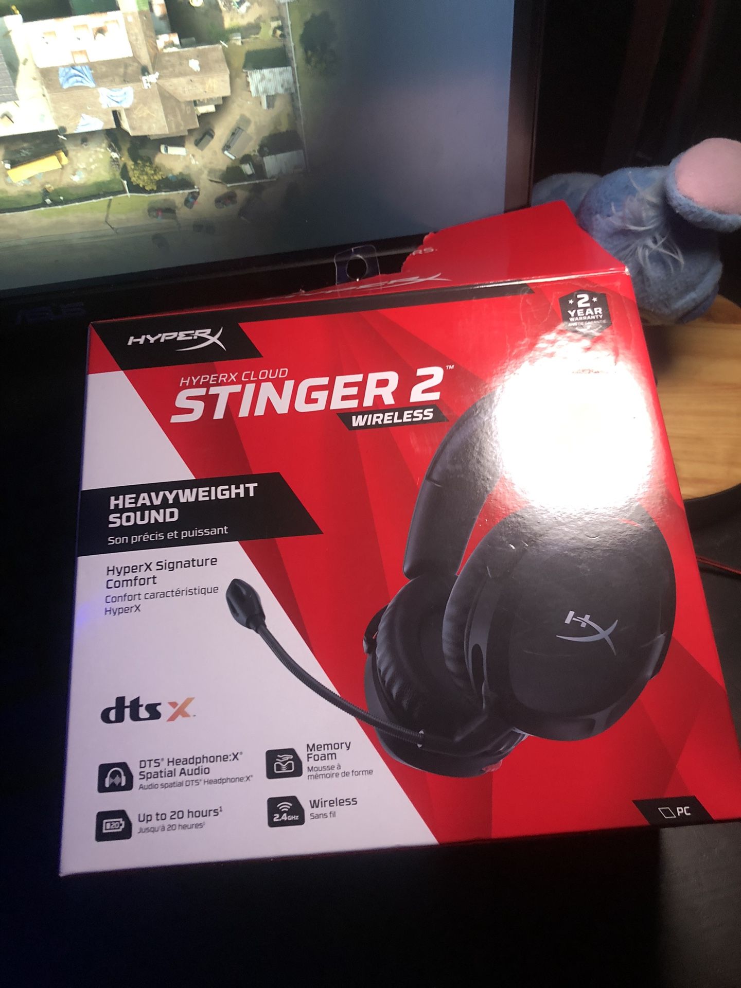 BRAND NEW hyper x wireless headset w/ mic