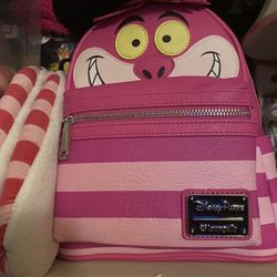 NWT HTF 2018 Disney Parks Cheshire Cat Loungefly Mini backpack Disney Parks Heart Logo