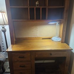 Desk and hutch set