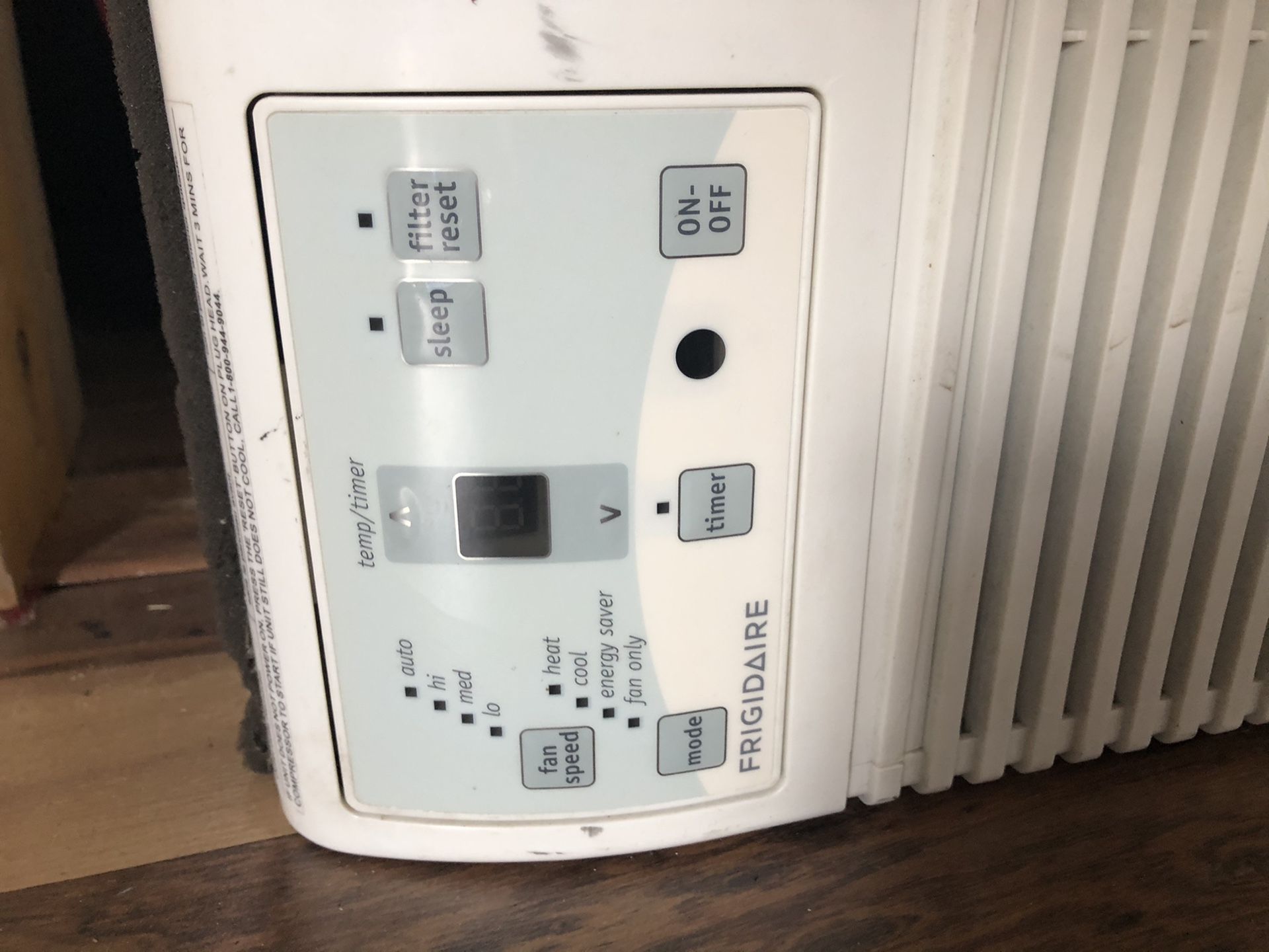 AC / heating in wall or window unit