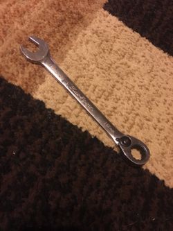 18mm combo blue point wrench