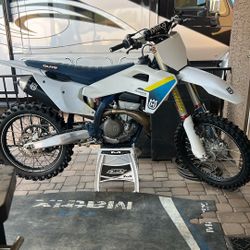 2025 Husqvarna FC350