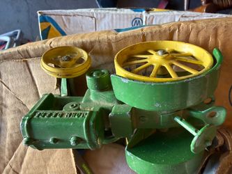 John Deere Die-Cast Farm Equipment Toy