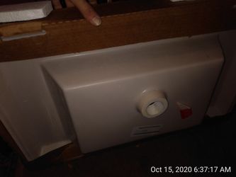 Bathroom sink new glacier bay