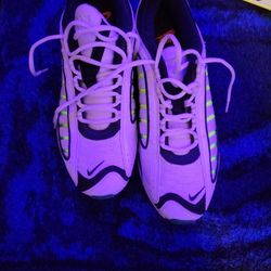 Nike Air Max 11.5 Man's Shoe