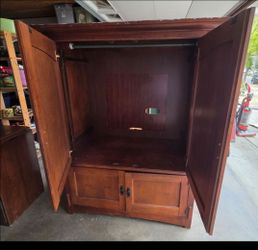 Solid Wood Wardrobe / Armoire – Vintage Style