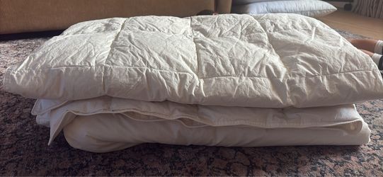 2 White Quilted Comforter / Duvet