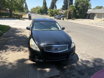 2011 Infiniti G25