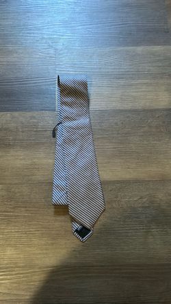 Calvin Klein Collection necktie, 100% imported silk