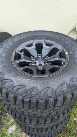 2027 Ram TRX RHO black wheels