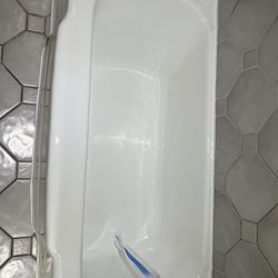 bathtub refinishing and repair