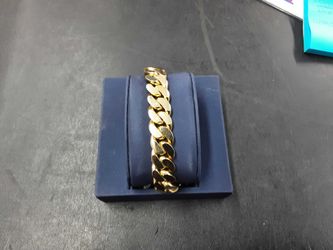 Cuban Link Bracelet - Yellow Gold 10k (.417) 100 grams 9 inch