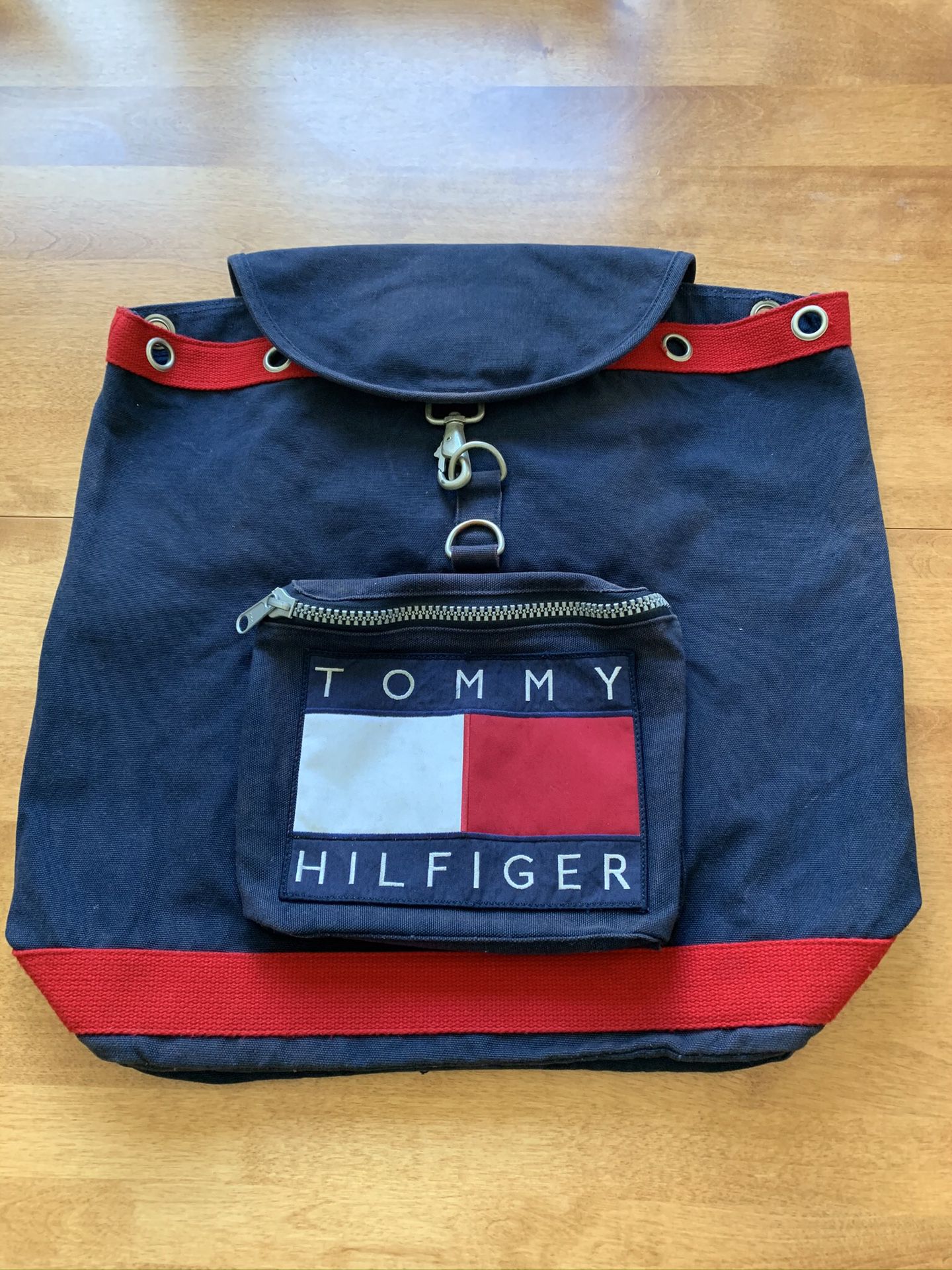 Tommy Hilfiger’s backpack