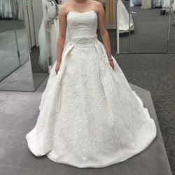 Oleg Cassini Wedding Dress 